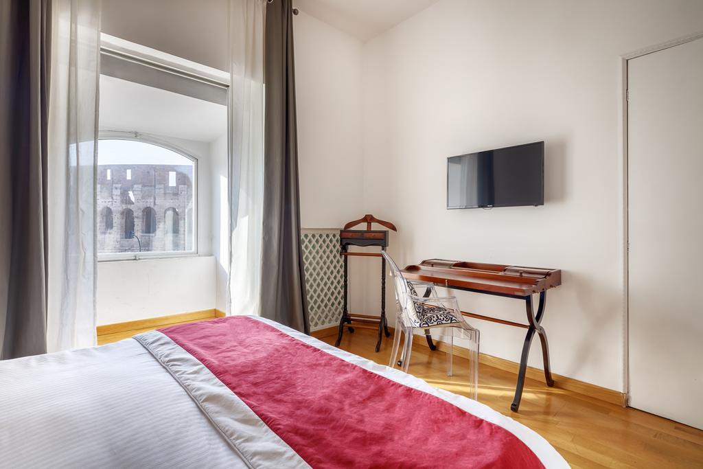 Pensionat Ht N°9 Colosseo
